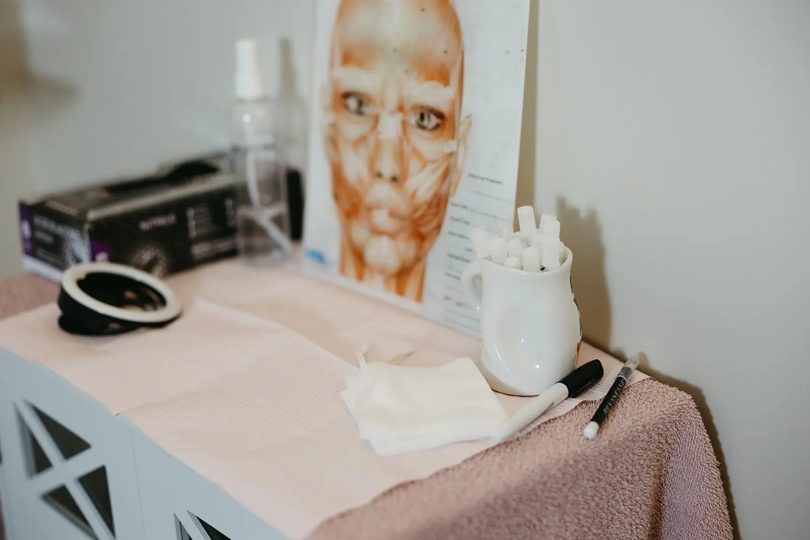 Treatment table prepared for a consultation